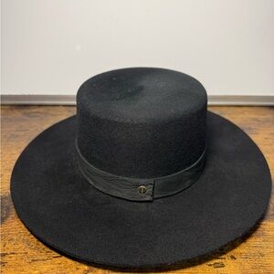 Janessa Leoné Gabrielle Hat Black 100% Wool Wide Brim Fedora - Size Small